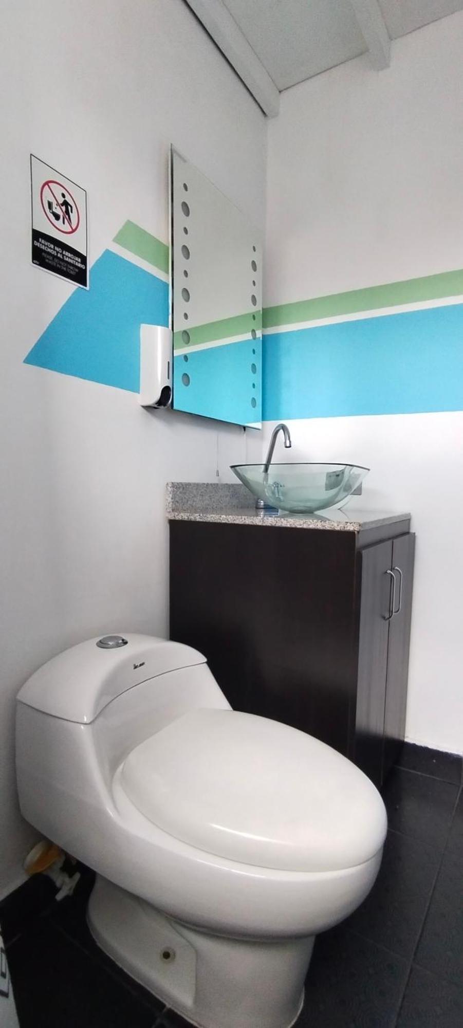 Hostel Metro Floresta Alojamiento Medellin Ngoại thất bức ảnh